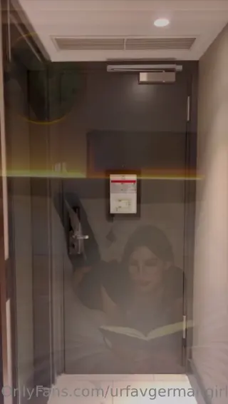 linaroeschr leaked video preview