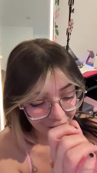 linksgroupie leaked video, frame 1