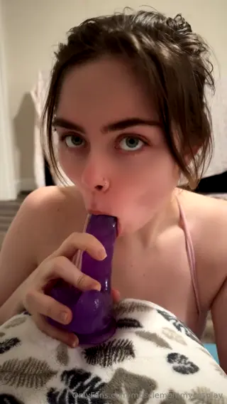linneas_feet leaked video, frame 1