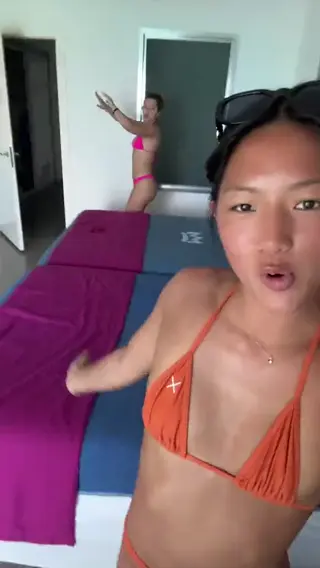 littleasiangirl.me... leaked video, frame 6