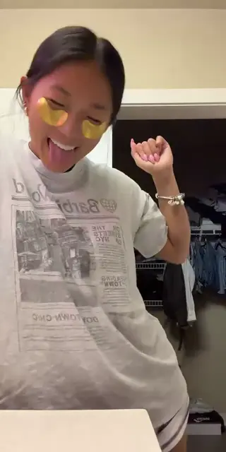 littleasiangirl.me... leaked video, frame 2