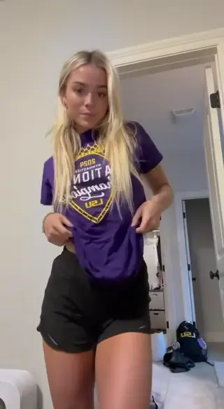 livvydunne leaked video, frame 1
