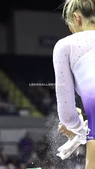 livvydunne leaked video, frame 1