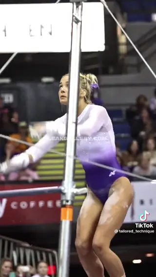 livvydunne leaked video, frame 2