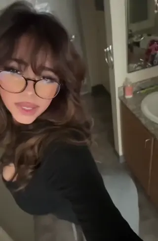 luvedbyhannah leaked video, frame 4