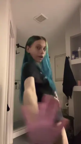 luvziah leaked video, frame 2