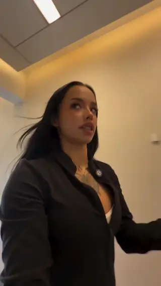 lyna_com2000 leaked video, frame 2