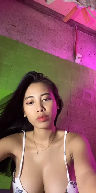lynnn_znyy leaked video, frame 3