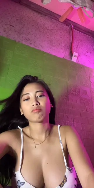 lynnn_znyy leaked video, frame 5