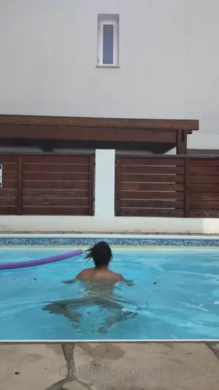 maaryam leaked video, frame 5