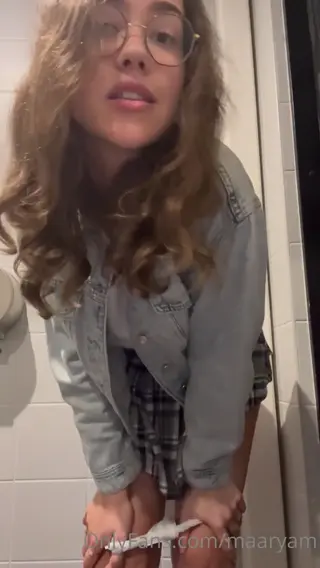 maaryam leaked video, frame 5