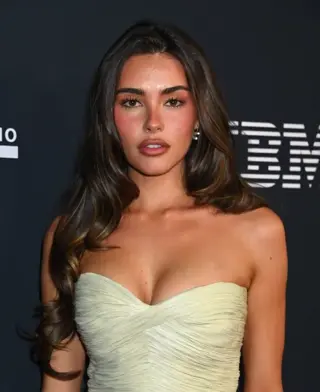 madisonbeer leaked video, frame 1