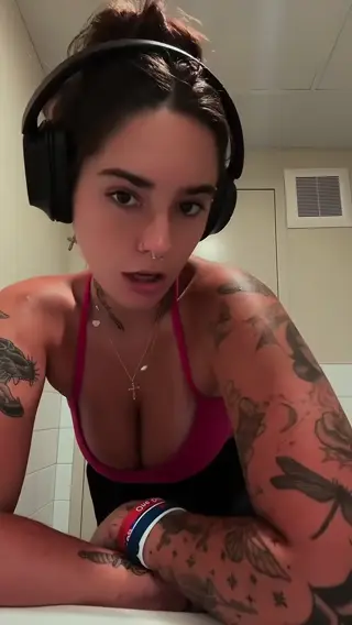 makenzieraine leaked video, frame 2