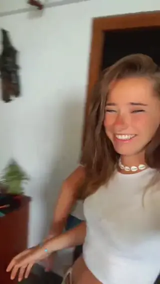 manon_muccioli98 leaked video, frame 3