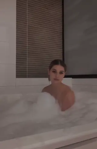 marianahoyosr leaked video, frame 6