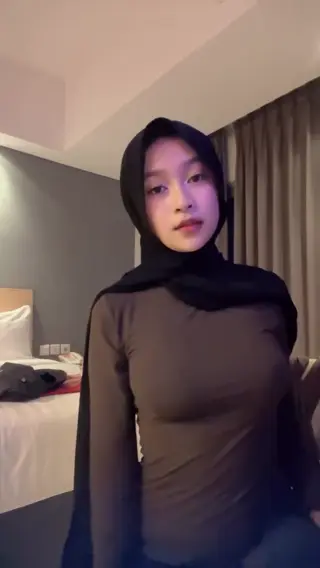 mayl0ov leaked video, frame 2