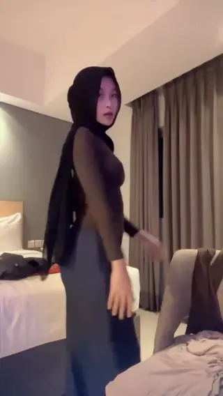 mayl0ov leaked video, frame 3