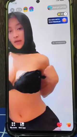 mayl0ov leaked video, frame 1