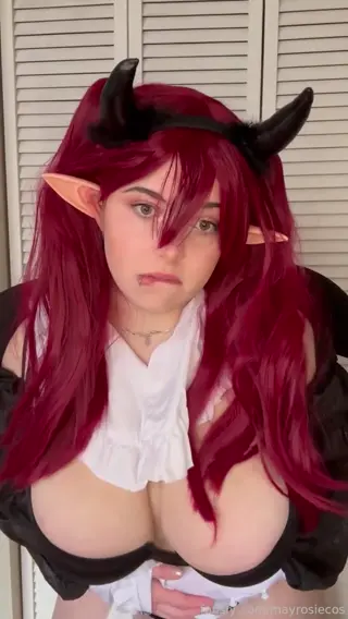 mayrosiecosx leaked video, frame 4