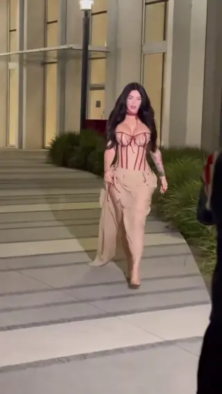 meganfox leaked video, frame 3