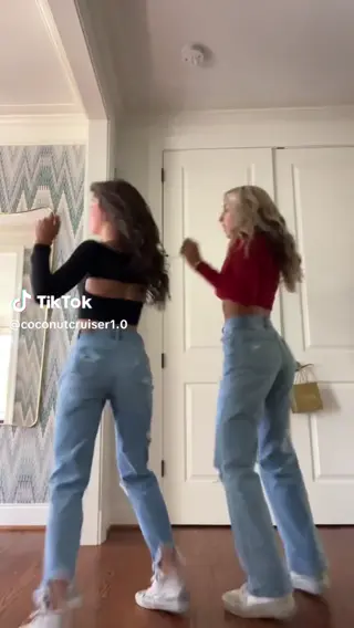 __meganlynch__ leaked video, frame 2