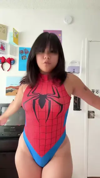 meilynluo leaked video, frame 3