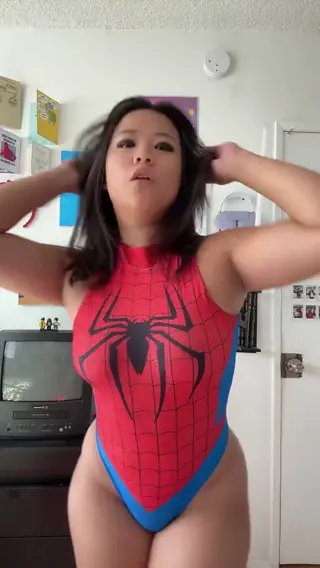 meilynluo leaked video, frame 4