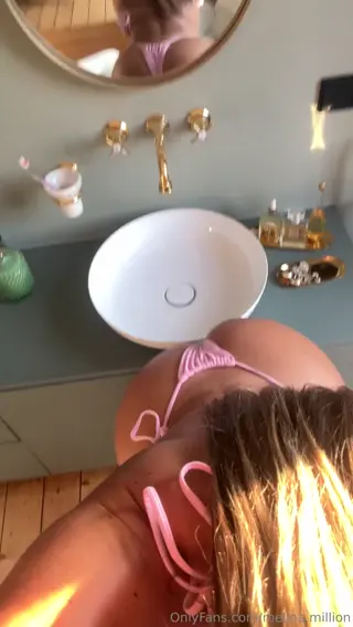 melina.million leaked video, frame 4