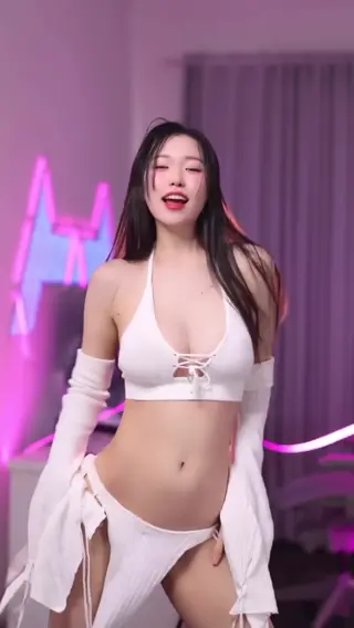 meriolchanfree leaked video, frame 5