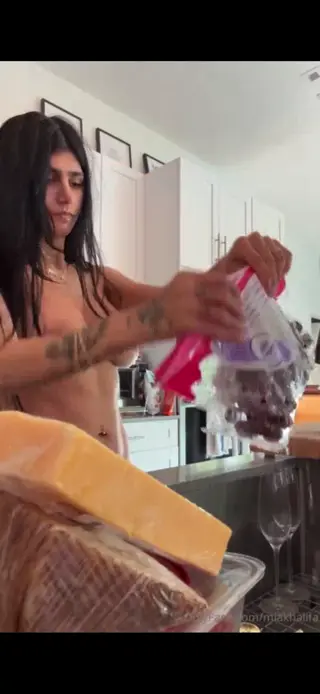miakhalifa leaked video preview