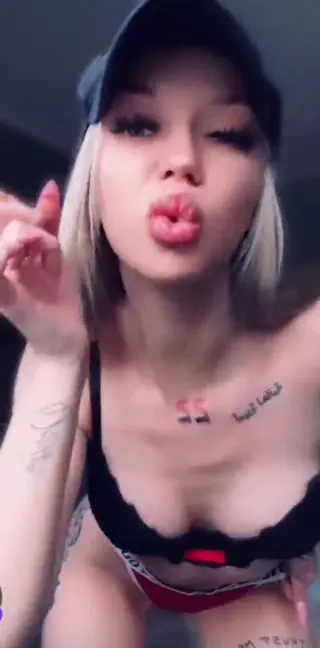 mikabella_fox leaked video preview