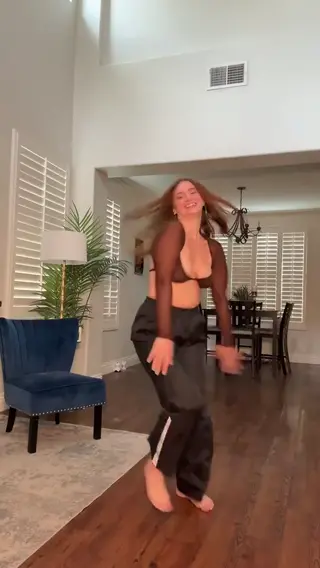 mikailadancer leaked video, frame 4