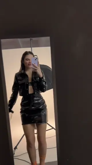 mila_n_cheek leaked video preview