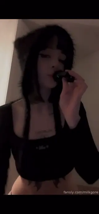 milkgore leaked video, frame 1