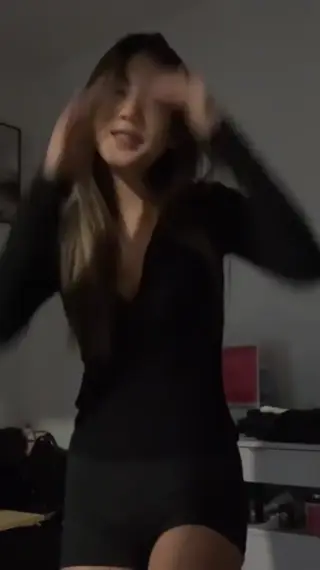 minttzx leaked video, frame 3