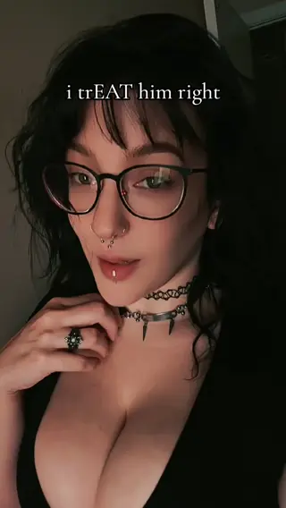 moisterthanacloyster leaked video, frame 6
