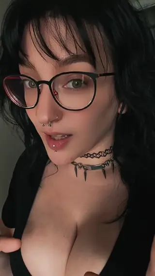 moisterthanacloyster leaked video, frame 4