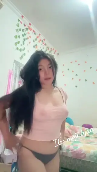 moji_tyaa leaked video, frame 2