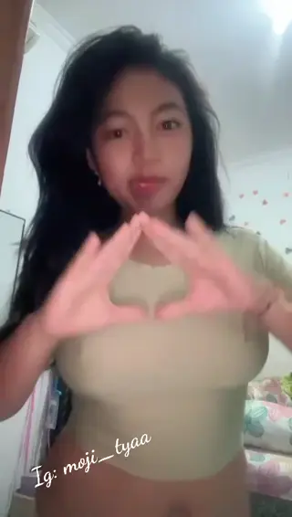 moji_tyaa leaked video, frame 2