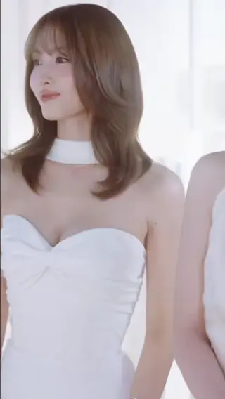 Momo leaked video, frame 6