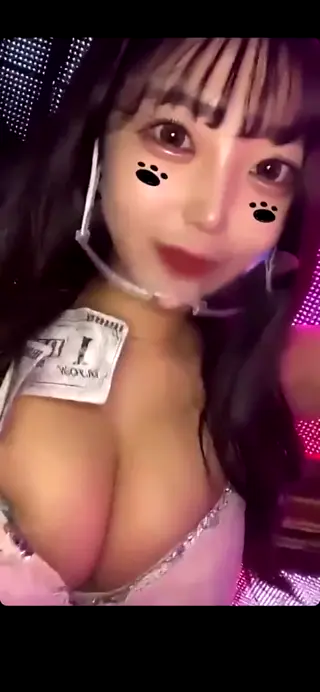 momo_burlesque leaked video, frame 4