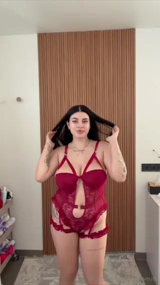 monamilk leaked video preview