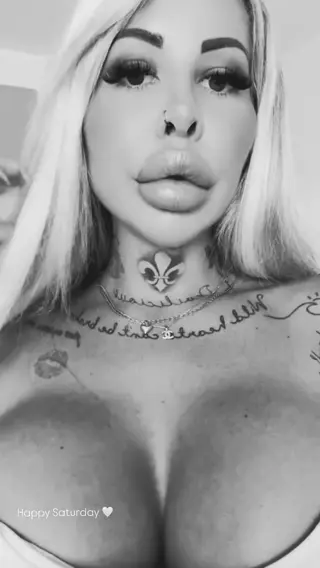 _monamonique__ leaked video, frame 2