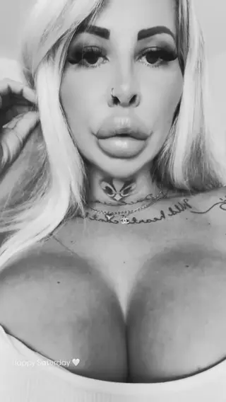 _monamonique__ leaked video, frame 4