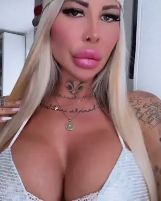 _monamonique__ leaked video, frame 2