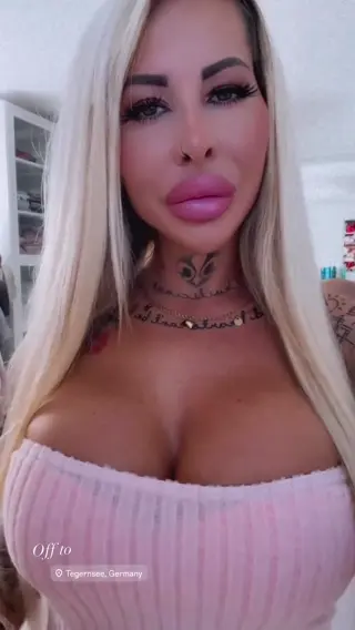 _monamonique__ leaked video, frame 5
