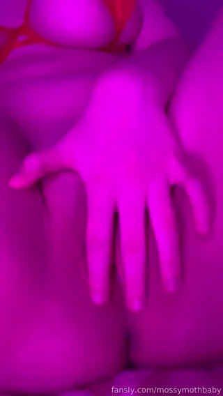 mossymothbaby leaked video, frame 5