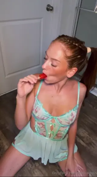 mrscampisi leaked video, frame 4