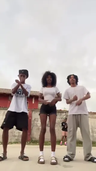 mylah_rabemananjara leaked video, frame 2