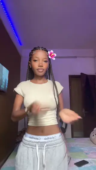 mylah_rabemananjara leaked video, frame 6
